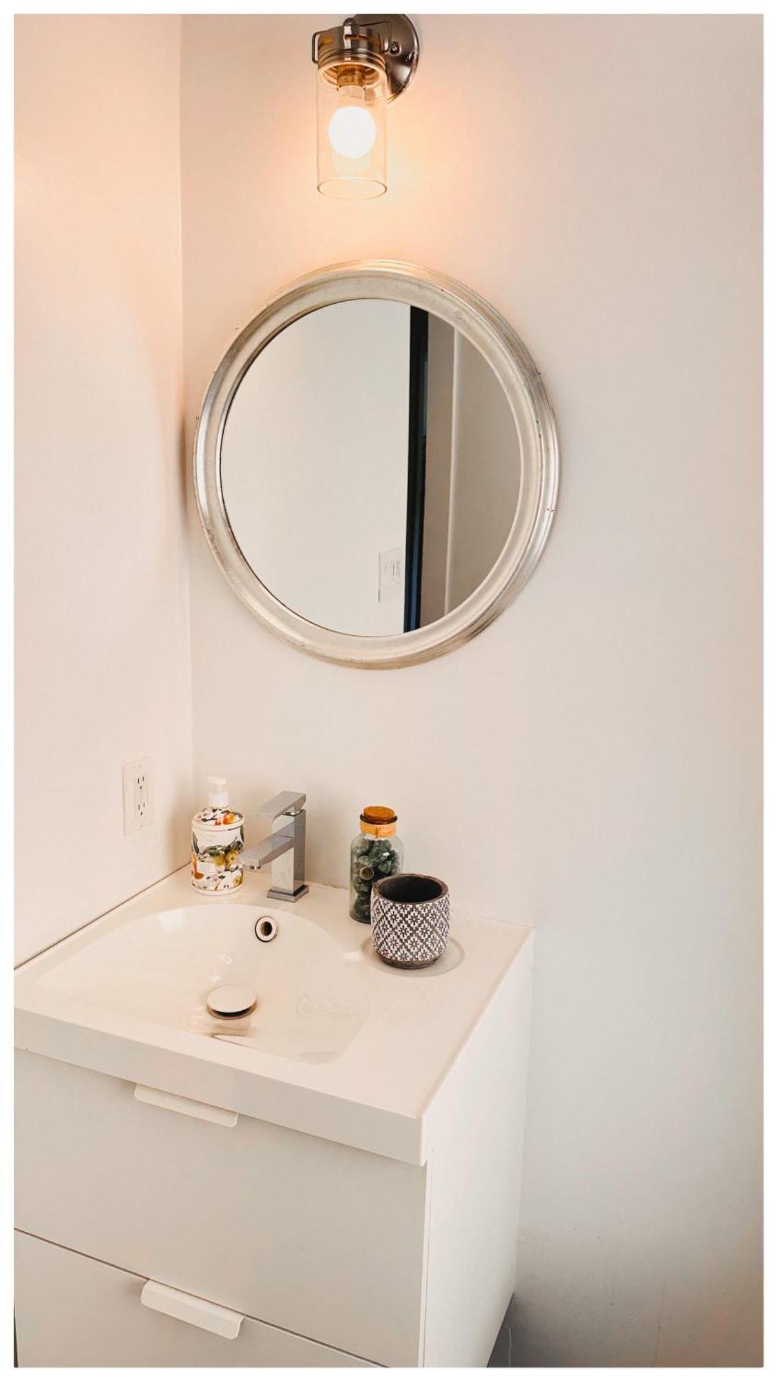 The Stays - Private Cozy 1 Bhr Apt On Main Floor Toronto Extérieur photo